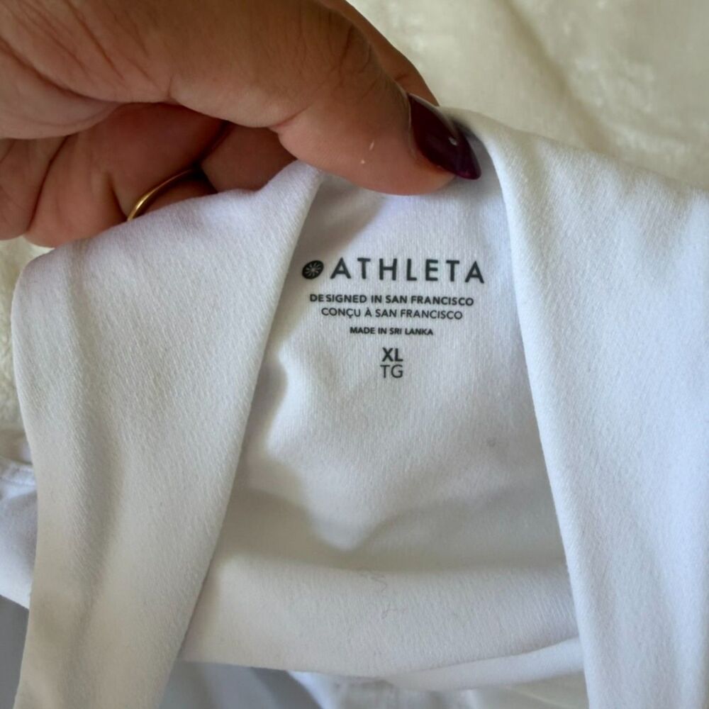 Athleta Built-In Bra Racerback Tank Top Size XL White - Picture 3 of 7